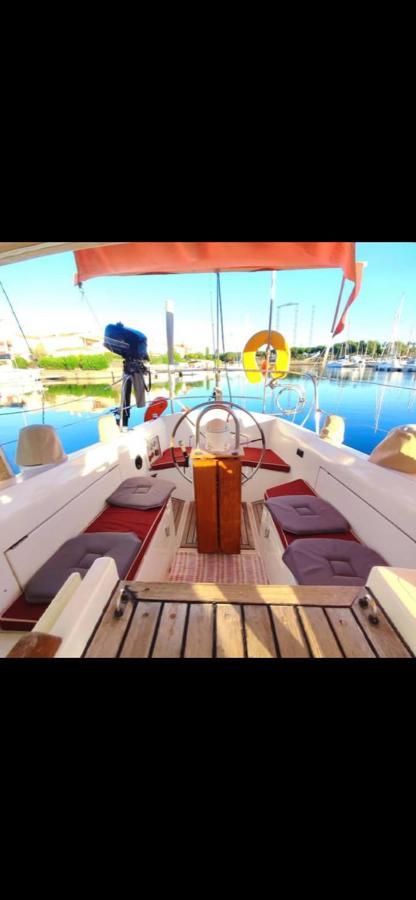 Botel Chez Will *
